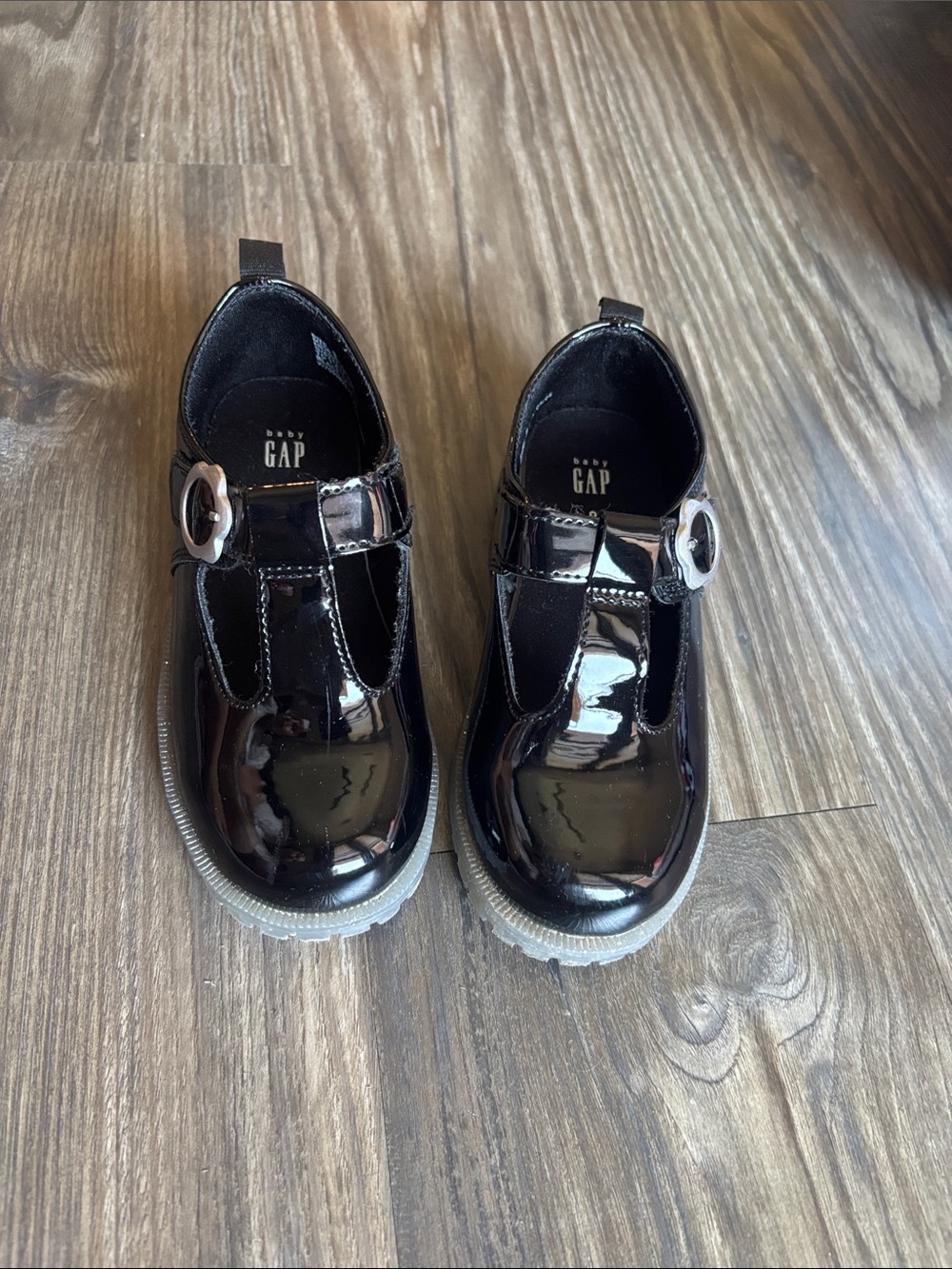 GAP Girl toddler Shiny Black Patent Mary Jane with Silver Buckle